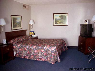 Sunflower Inn & Suites - Garden City Kamer foto